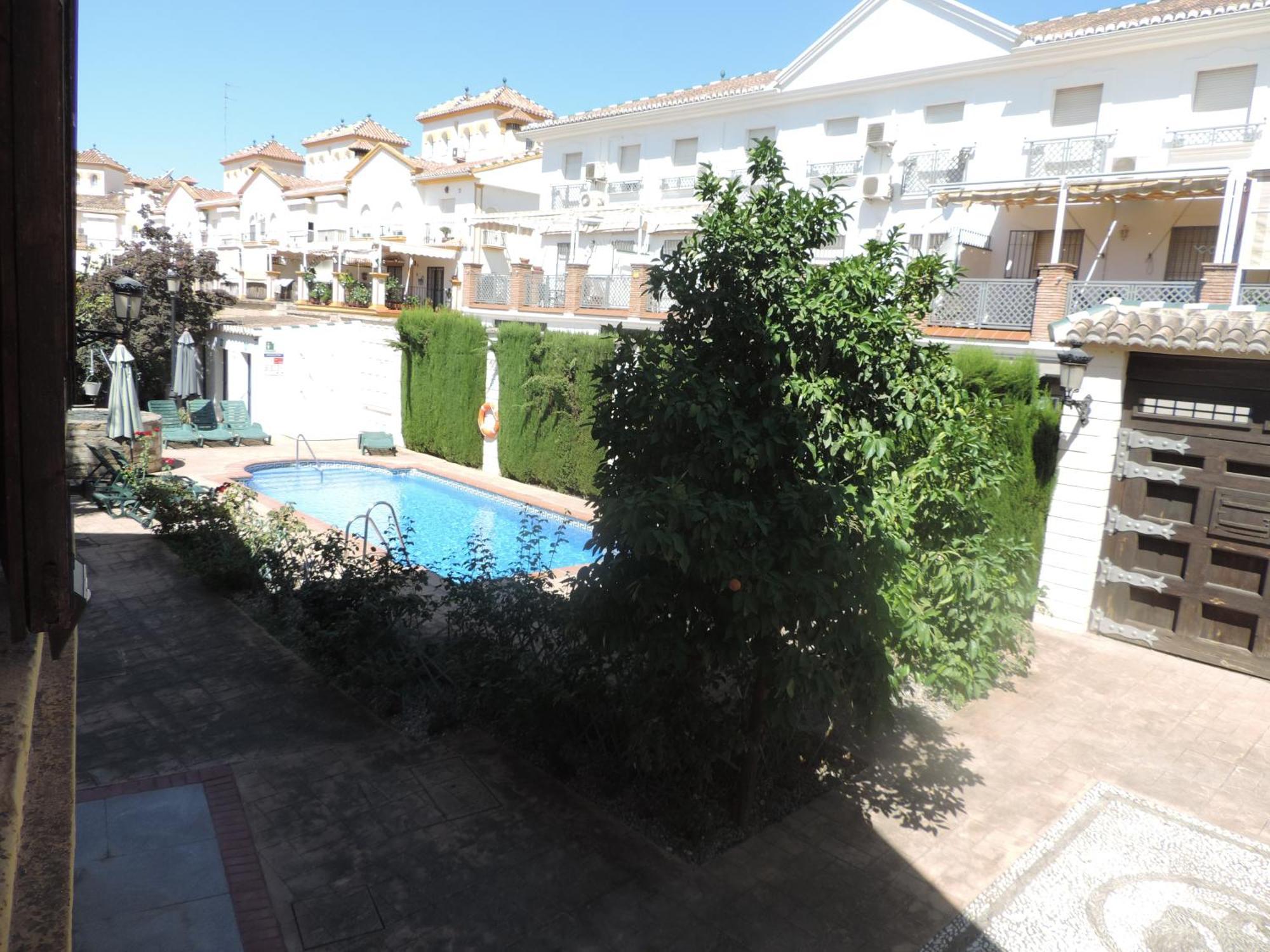 Aparthotel Caseria De Comares Granada