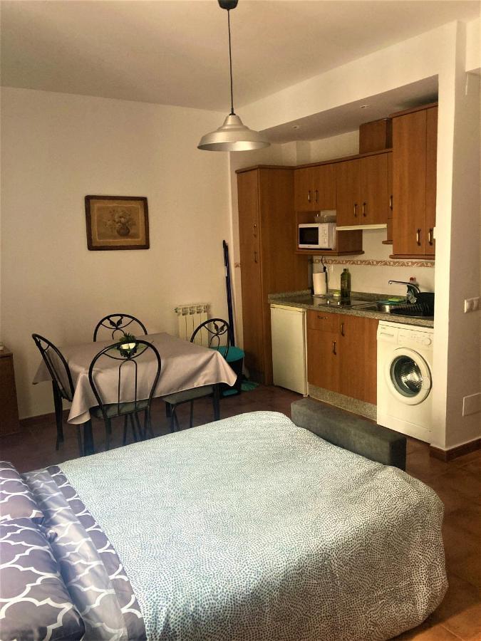 Caseria De Comares Apartahotel Granada